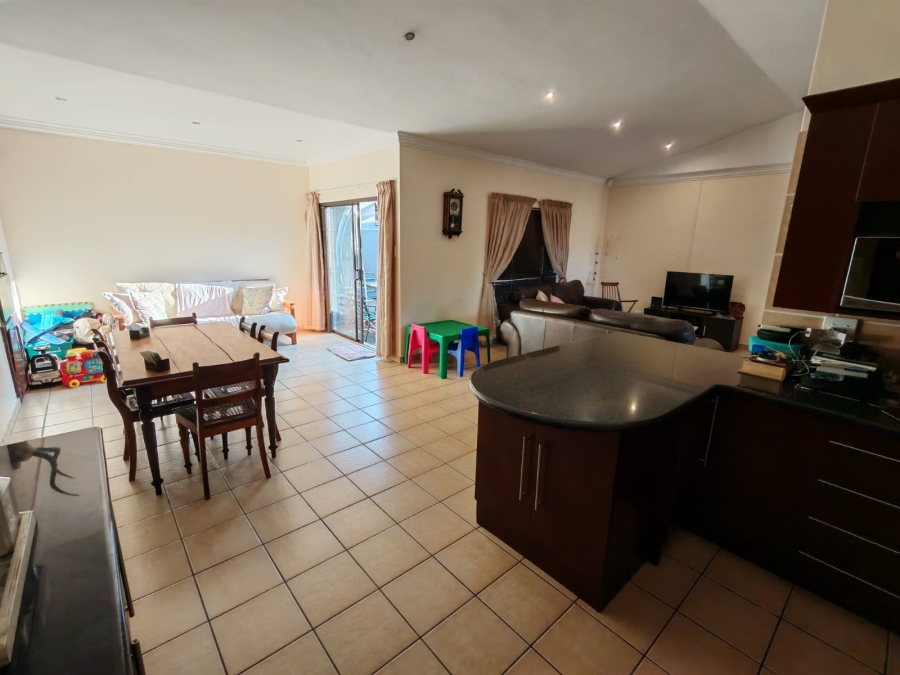 3 Bedroom Property for Sale in Safari Gardens North West